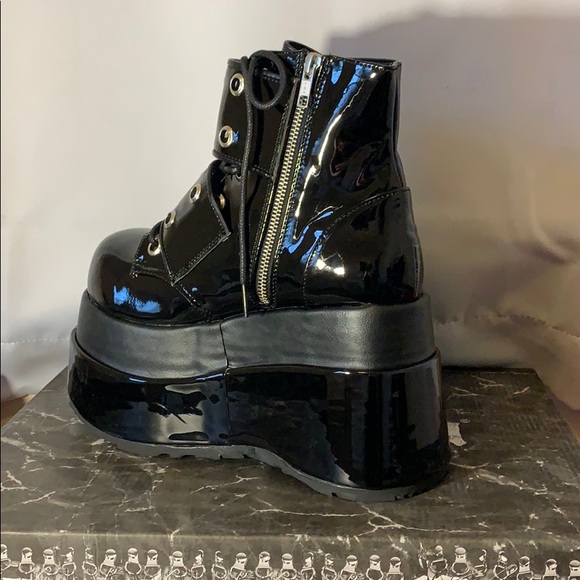 Demonia Bear 104 - Picture 7 of 11